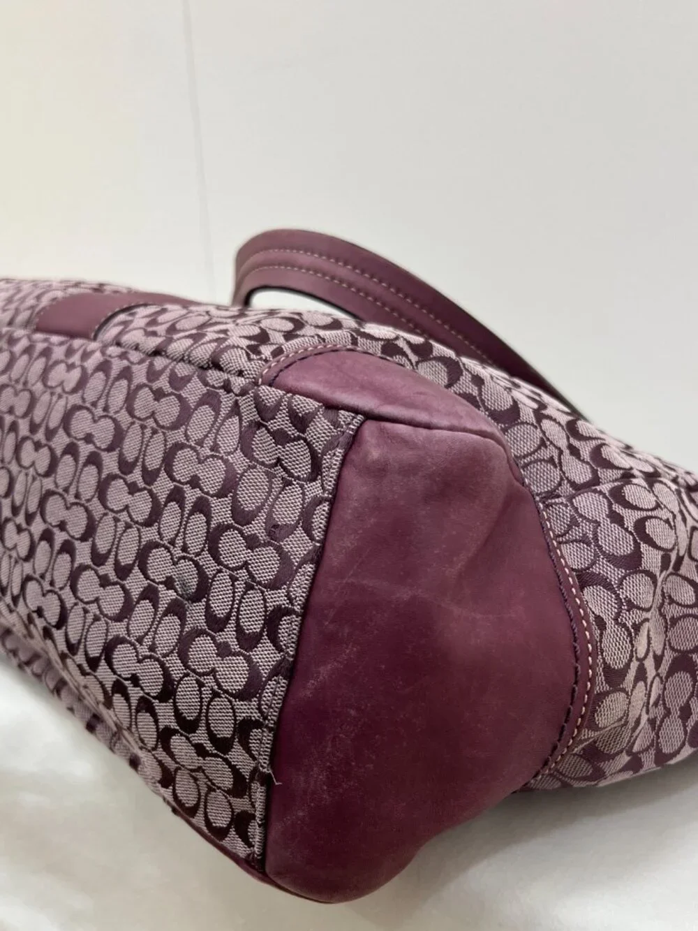 Coach purple voyager